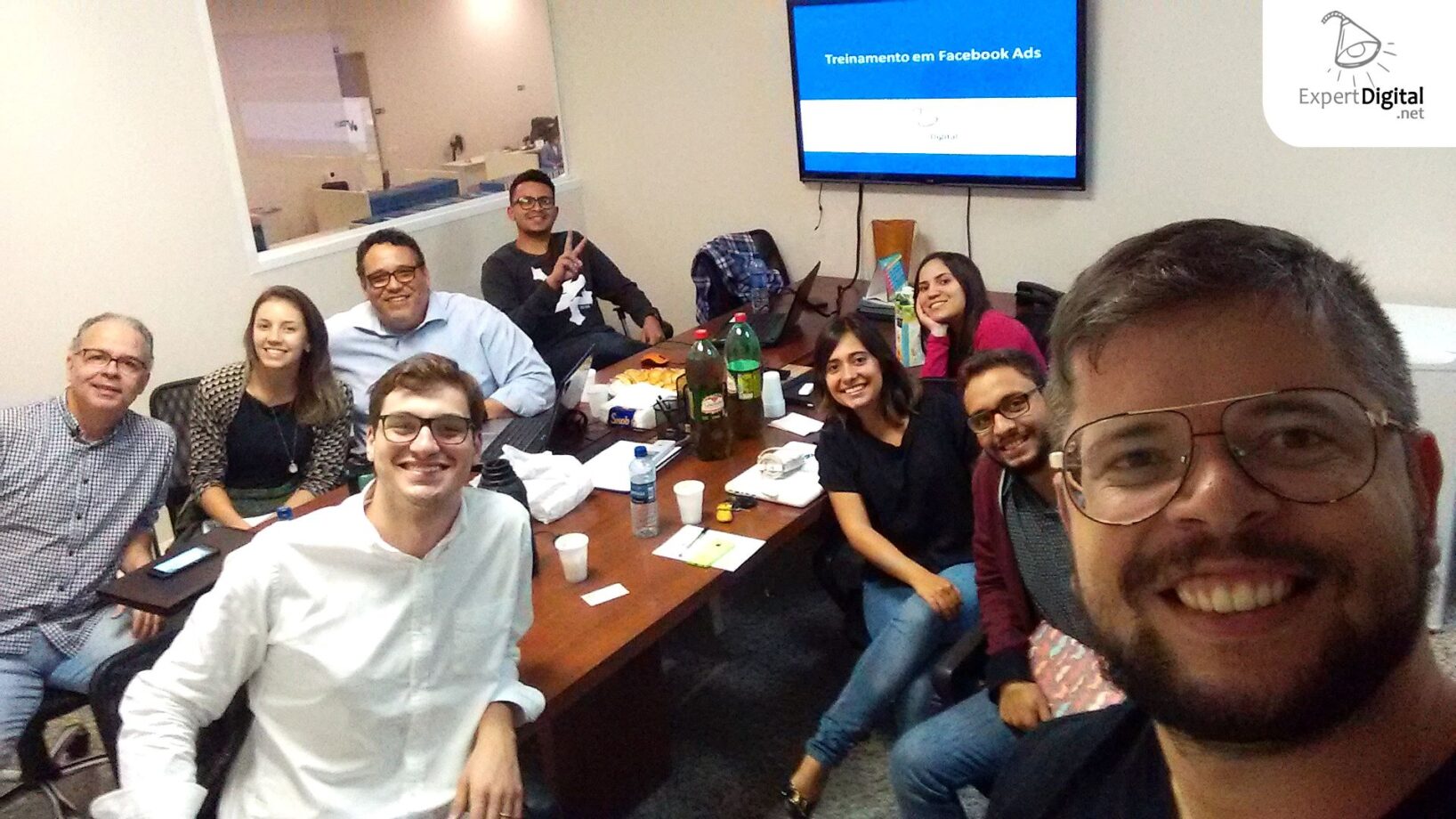 Turma de treinamento in-company no Jornal de Brasília - Facebook Ads